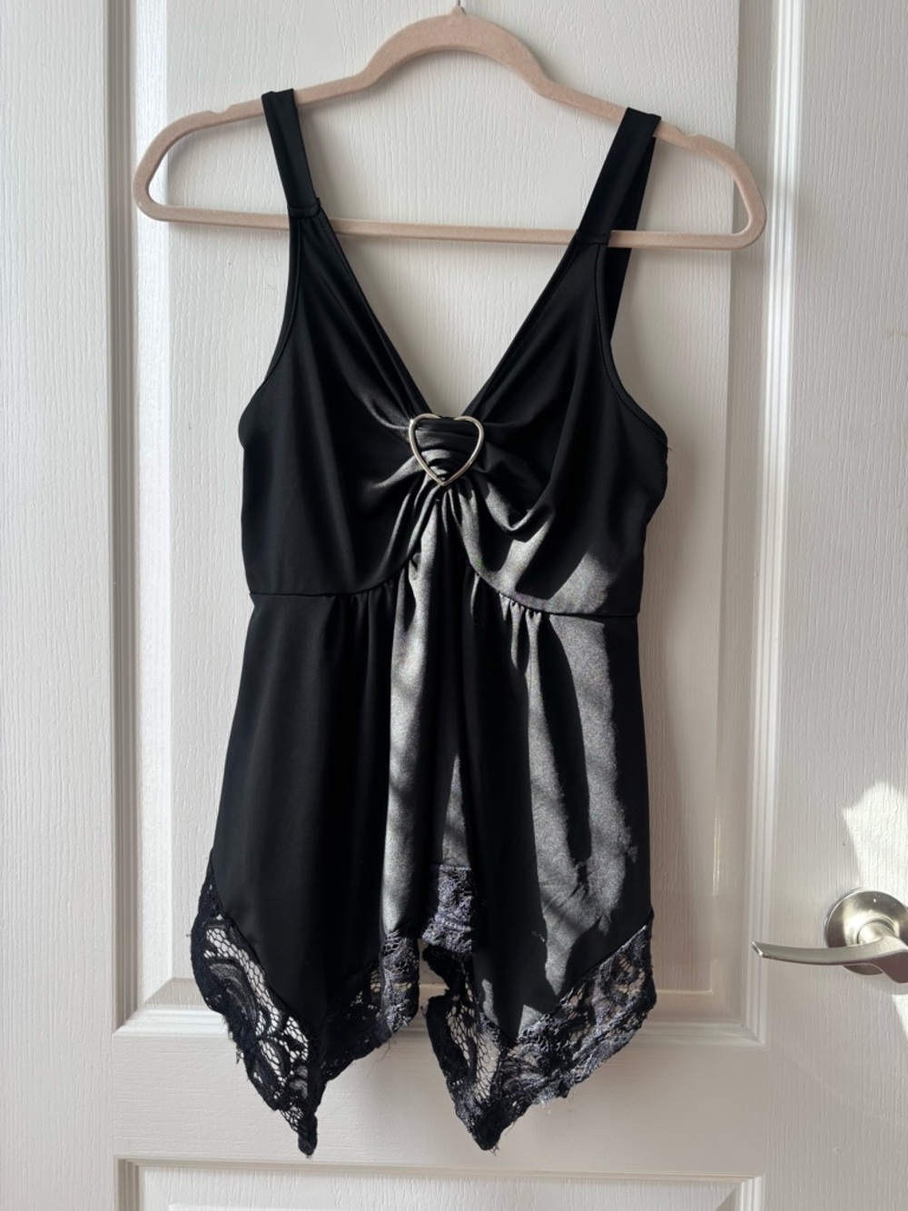 Black Lace-Trim V-Neck Sleeveless with Heart Ring Detail